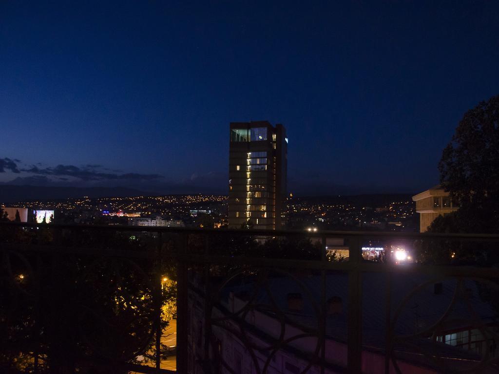 Griboedov Hostel & Suites Tbilisi Luaran gambar