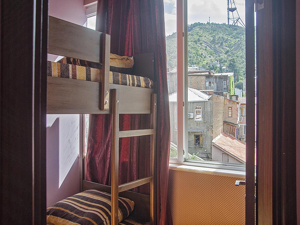 Griboedov Hostel & Suites Tbilisi Luaran gambar