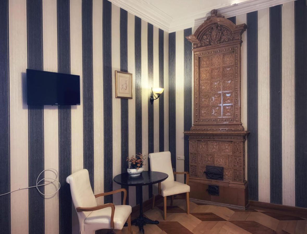 Griboedov Hostel & Suites Tbilisi Luaran gambar